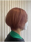 ピンクベージュ