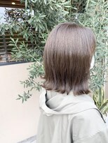 スーリール 春日店(Sourire)&nbsp;オリーブベージュ　外はねボブ　ブリーチなし　透明感カラー