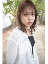 アパートメントヘアー&nbsp;デザインカラーレイヤーカットオリーブカラーウェットヘア