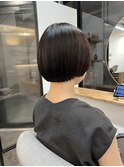 前上がりミニボブ