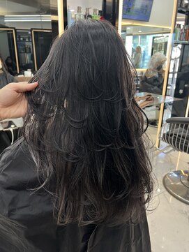 ラピス 渋谷本店(Lapis) バタフライレイヤーカット/インナーカラー/髪質改善/外国人風