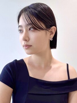 ホロ 渋谷(hollo) 切りっぱなしボブ_タッセルボブ_縮毛矯正ボブ