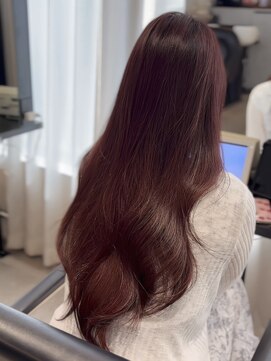 ソヨン 栄2号店(SOYON) 暖色カラー/チェリーレッド/ツヤ髪/ロングヘア/コテ巻き/カラー