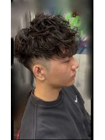 雅(MIYABI)&nbsp;スペインカール×フェード【溝の口/メンズカット/メンズパーマ】