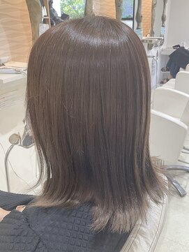 イルミナカラー×アッシュブラウン