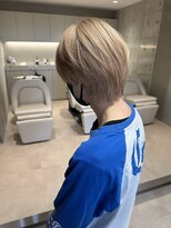 シア(XIA)&nbsp;ホワイトベージュ