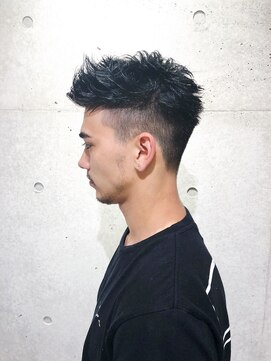 フリーラ 表参道(freera) セミウェットなワイルドアップバング&ツーブロックフェード