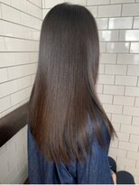 レガーレ(Legare) 酸熱トリートメントで艶髪スタイル