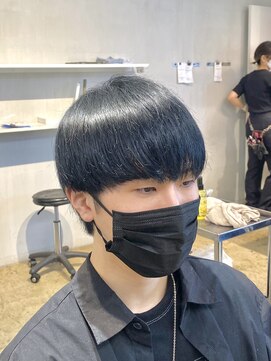 ザデイ カットアンドカルチャーショップ(THE DAY CUT&CULTURE SHOP) 暗めネイビーブルー[メンズカット/カラー]