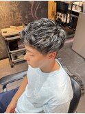 夏に最高のカラーをするならホワイトメッシュっしょ!