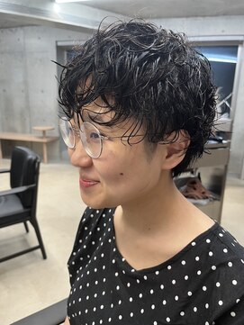 エウペ 渋谷(WEUPE) 斜めバング/グレージュカラー/デザインカラー/シルキーベージュ