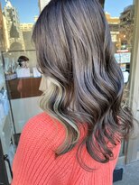 ミニム ヘアー(minim hair) 【minim×日比】イヤリングカラー　ホワイトベージュ