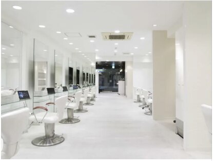 アース 栄店(HAIR&MAKE EARTH)の写真