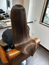 髪質改善×縮毛矯正メニューで多くの喜びの声をいただいています！髪質改善/縮毛矯正/ヘッドスパ/四日市