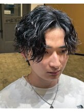 ジェットブラックキューサンロク(JET BLACK 936) クロスフェザースパイラル
