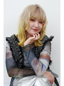 ポイントファイブバイソレイユ 藤沢店(.5 by SOLEIL) ミディアムレイヤー顔まわりレイヤーブリーチルーツカラー