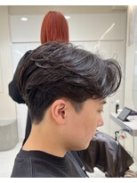 ニコ トウキョウ ヨコハマ(nico)&nbsp;メンズセンターパートニュアンスパーマ毛流れメンズパーマ