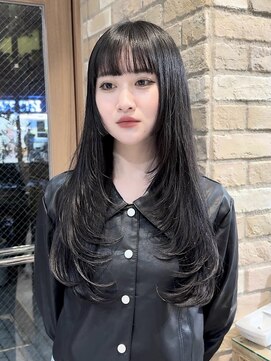 ルームバイシー 新宿(Loom. by Sea) 大人ガーリー×ダークアッシュ[似合わせカット/10代/20代]