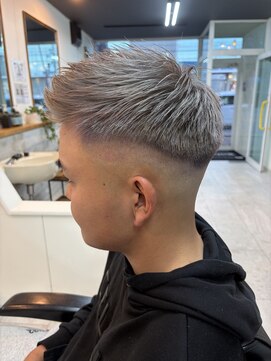 バーバーソーホー(barber SOHO) ハイトーンスタイル　シルバー