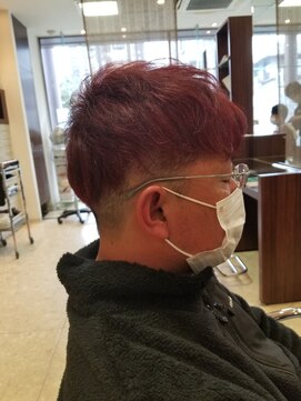 ブランシェ 名鉄小幡駅前店 ツーブロック赤系カラー