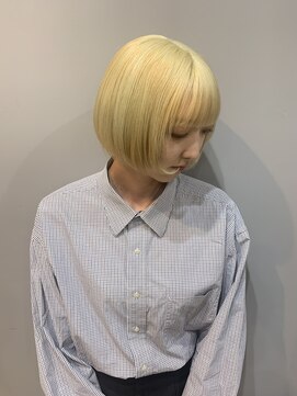 ジーニー(genie) ダブルケアブリーチ×ブロンド×BOB