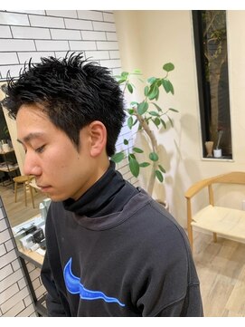 シフト(SHEEFT) 黒髪爽やかツーブロックビジネススタイルアップバングモテ束感