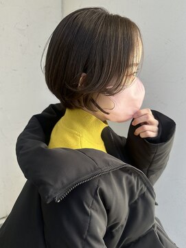 ジュエ ヘアー デザイン(Jue hair design) 透明感溢れるオリーブグレージュ×丸みショート