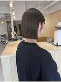 外ハネぱっつんボブ