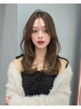 【韓国風レイヤー】でトレンドヘアにできちゃいます♪周りと差がつく垢抜けヘアに♪ご自宅での再現性もUP！