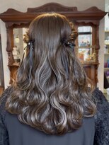 フェイバー 警固店(FAVOR)&nbsp;大人可愛いゆるふわハーフツイン