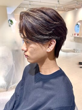 クレビアテン(CreBiA ten_) センターパート　ニュアンスパーマ　フェザーパーマ