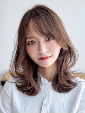 レリーリズ 大阪梅田(Rely Liz) 顔まわりレイヤーミディアム