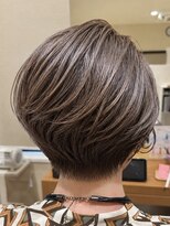 サヴォイ ヘア ドレッシング(SAVOY HAIR DRESSING)&nbsp;襟足まで綺麗に収まる大人ショート