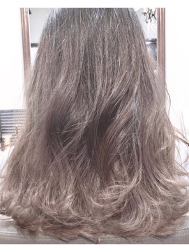 ヘアーアンドアトリエ マール(Hair&Atelier Marl) 【Marl黒染め落としからのアプリエ】ふわふわセピアグレージュ♪
