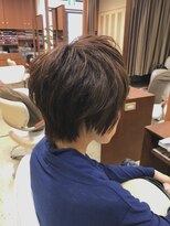 アクラ 上本町店(Acura.) 【hair's curare】トップふんわりショート