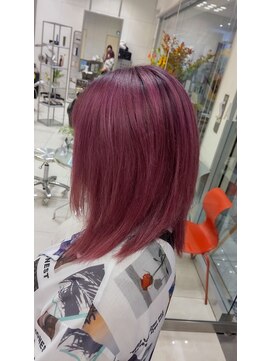 サロンドユー ベルポート本店(SALON DE U) イルミナカラーでつくるクリアカラー