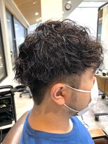 ナンバー エミライ 溝の口(N° emirai)&nbsp;爽やかツーブロック無造作ツイストスパイラルパーマ