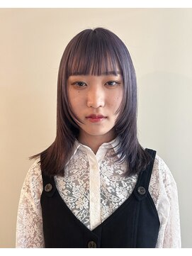 レイジーアワーズ(Lazy Hours) 顔周りレイヤー、ケアブリーチで仕上げるラベンダーカラー[20代]