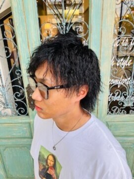 クララデアンシュシュ(Kurara de UN CHOU CHOU) ツイストスパイラル