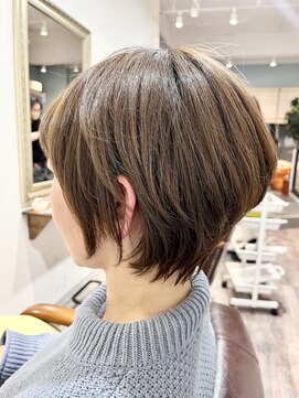 ヘアー グリーン(hair green) 20代30代40代耳かけ丸みのあるショートボブ【髪質改善百合ヶ丘】