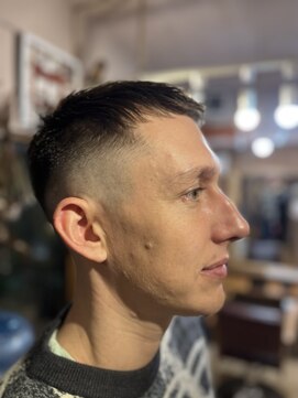 カムデンタウン(Camden Town) 話題のバーバースタイル,フェードカット,20代,30代,40代,50代