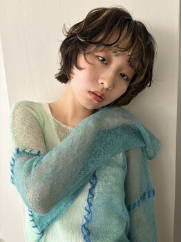 リタ(LITA)の写真/【四条烏丸5分】カミカリスマ2023受賞サロン☆印象を左右する大事な顔回りカットで魅力を際立たせます♪