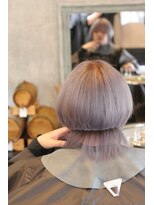 ジョン グラスゴー(John Glasgow)&nbsp;ディスコネとワンレングスonレイヤー。クラゲヘア