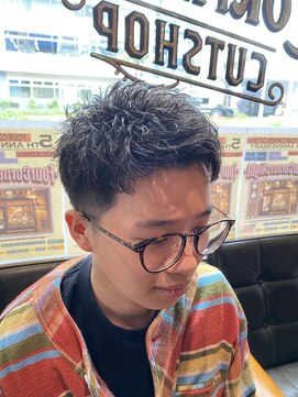 フォーコーナーズ(Four Corners) アメカジスパイキーショート