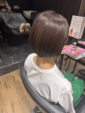 ハピネス クローバー 八木店(Happiness CLOVER) ショートボブ マロンブラウン 脱白髪染め ミセスショート