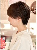 大人ショート×ベージュカラー