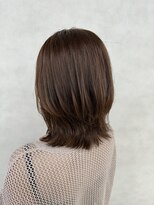 アース 新越谷店(HAIR&MAKE EARTH)&nbsp;ミディアムレイヤーカットの大人くびれスタイル