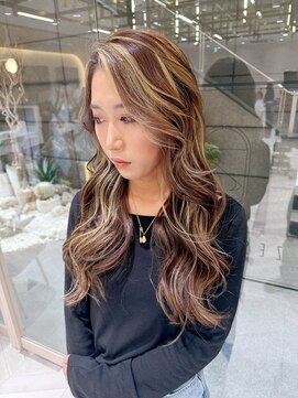 メロウマン(mellowman) 海外風ブロンドハイライト【立川ハイライト】