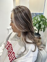 シェリエ(Chal Lier) ホワイトベージュ/ハイライト