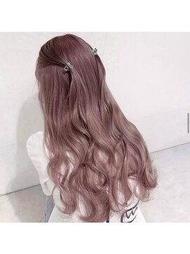 ミル 心斎橋(MIL) ピンクカラー